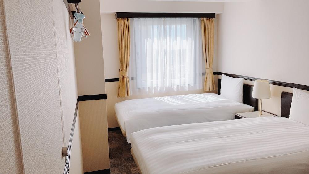 Toyoko Chiba Shin Ekimae Hotel 3*